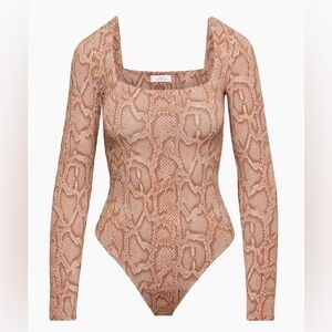 NWT Aritzia Babaton Snakeskin Long Sleeve Square Neckline Tong Bodysuit Size XS